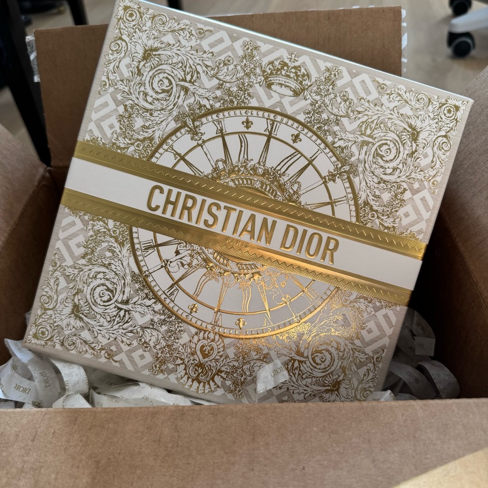 Dior Exclusive Empty Holiday Edition Couture Gift Box